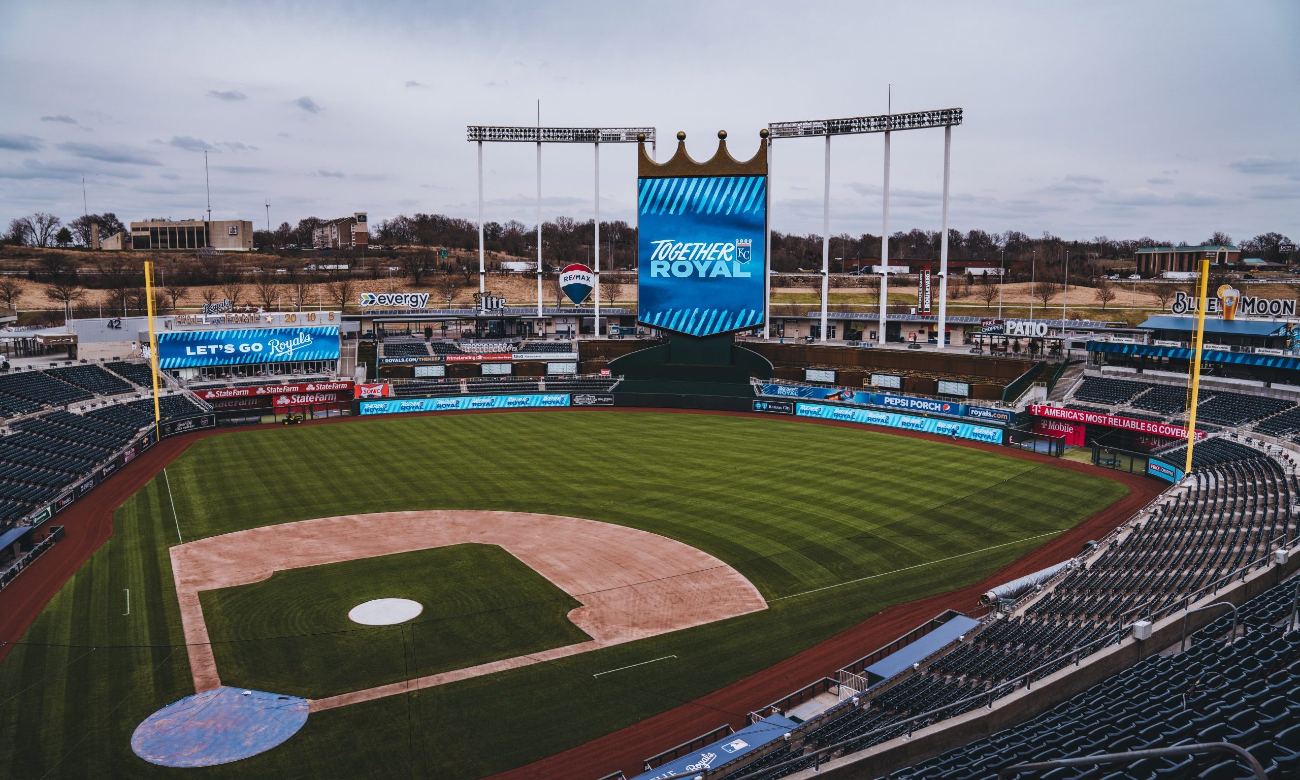 Kansas City Royals Prep for Home Opener With New HDR Videoboard at