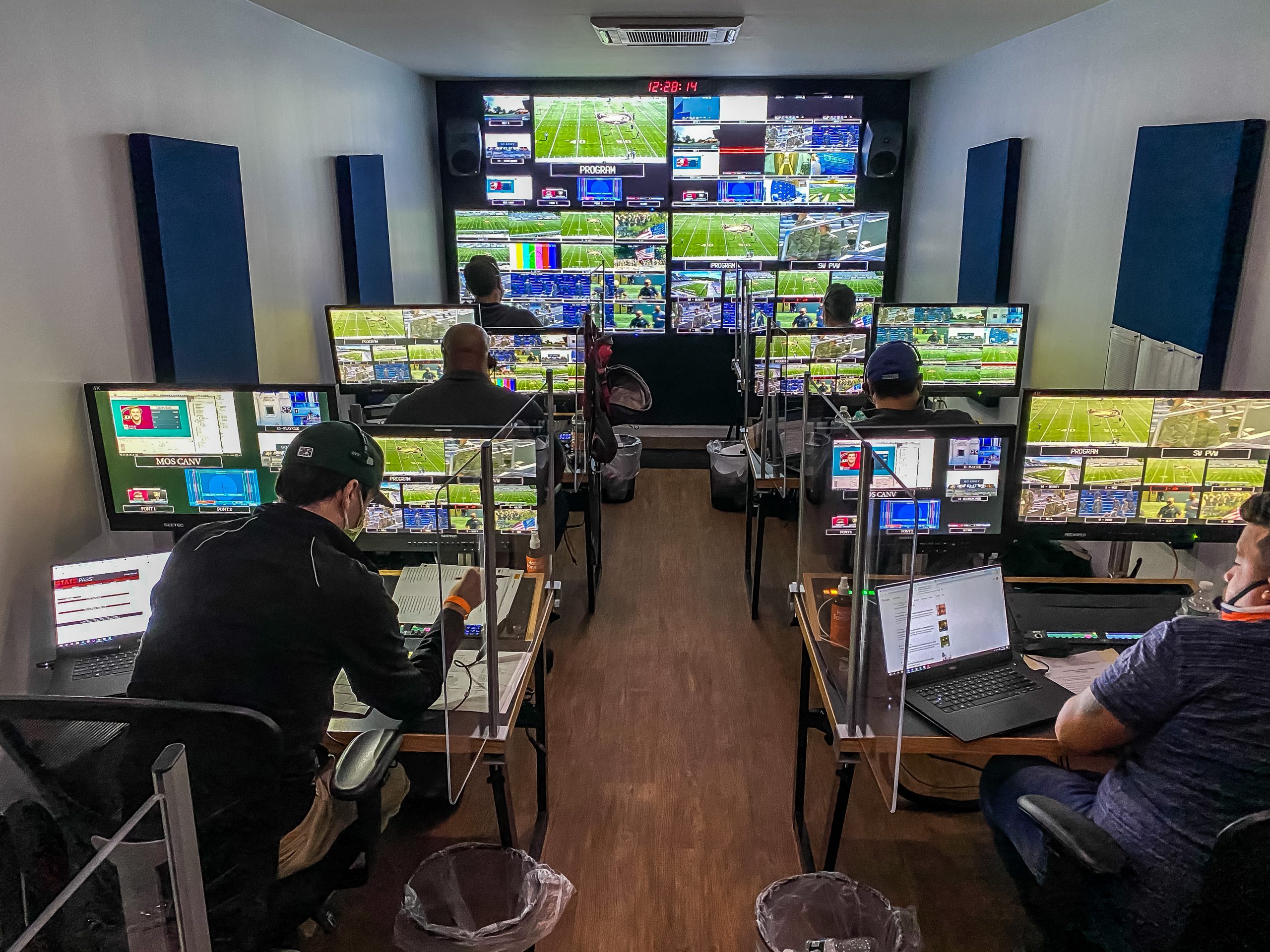 Comment la production centralisée de la Ligue nationale de crosse améliore la diffusion des matchs en direct, Hifirama