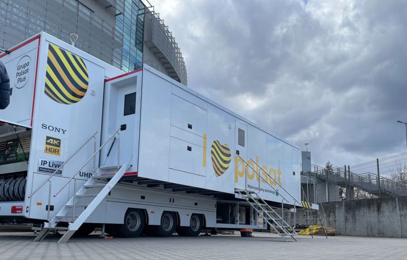 Polska Telewizja Polsat korzysta z wiodącego sprzętu testowego dla najnowszej generacji samochodów dostawczych 4K HDR IP OB