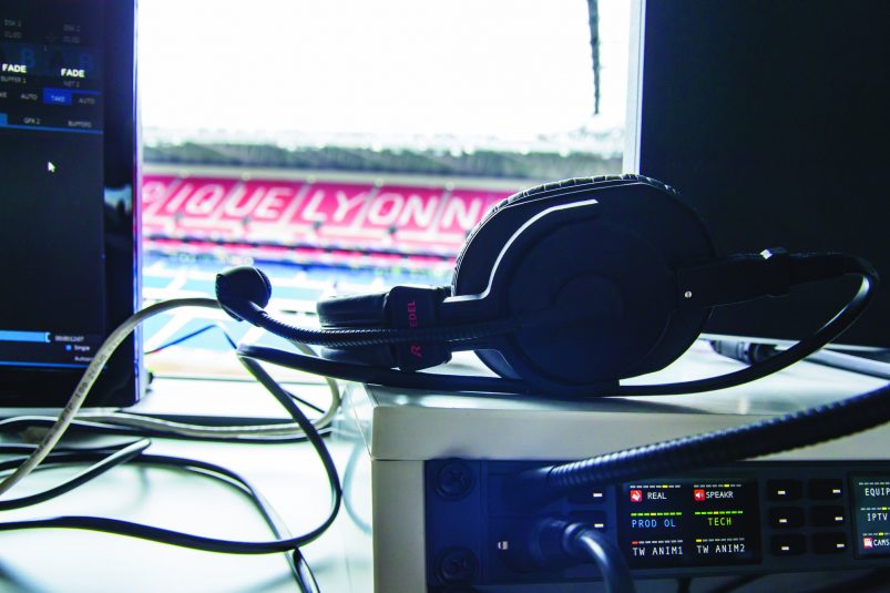Olympique Lyon lowres_Headset_Panel