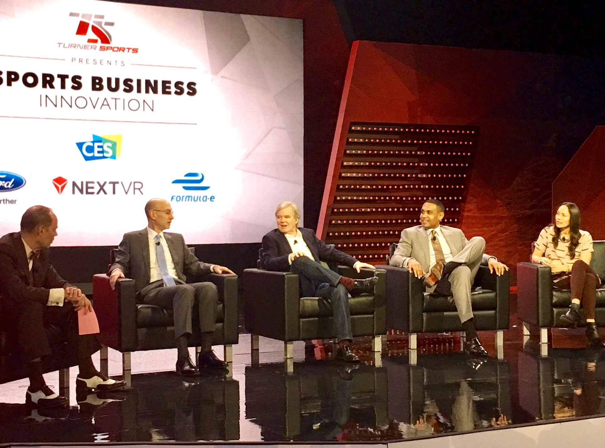 TNT's Ernie Johnson (left) moderated a panel that discussed social media and more at CES. It featured (l-to-r) Adam Silver of the NBA, Dr. Mark Emmert of the NCAA, Grant Hill of TNT/NBA TV, and Sue Bird of the Seattle Storm.