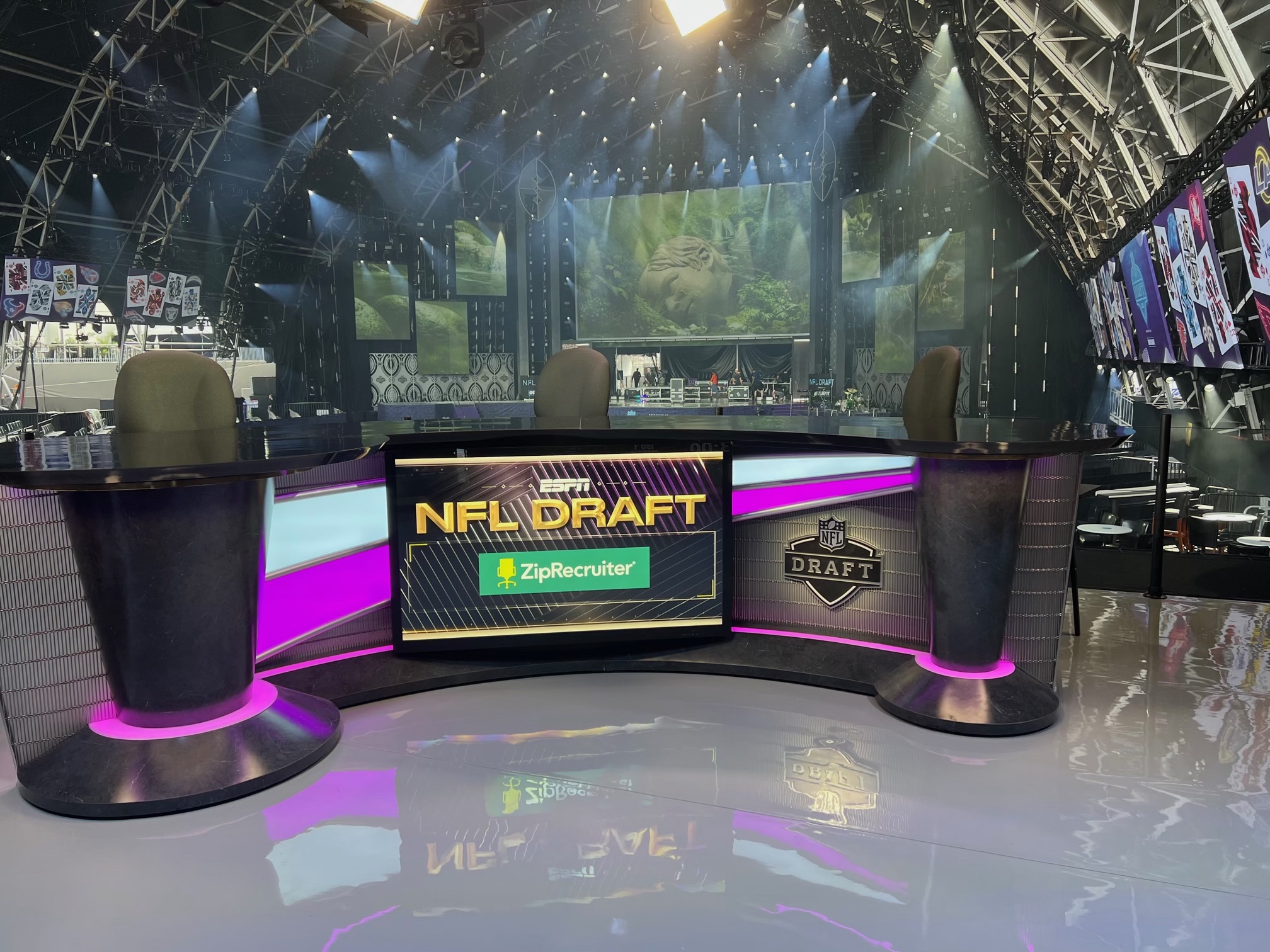 Live From 2022 NFL Draft: ESPN Goes All-In on Three-Day Party in Las Vegas