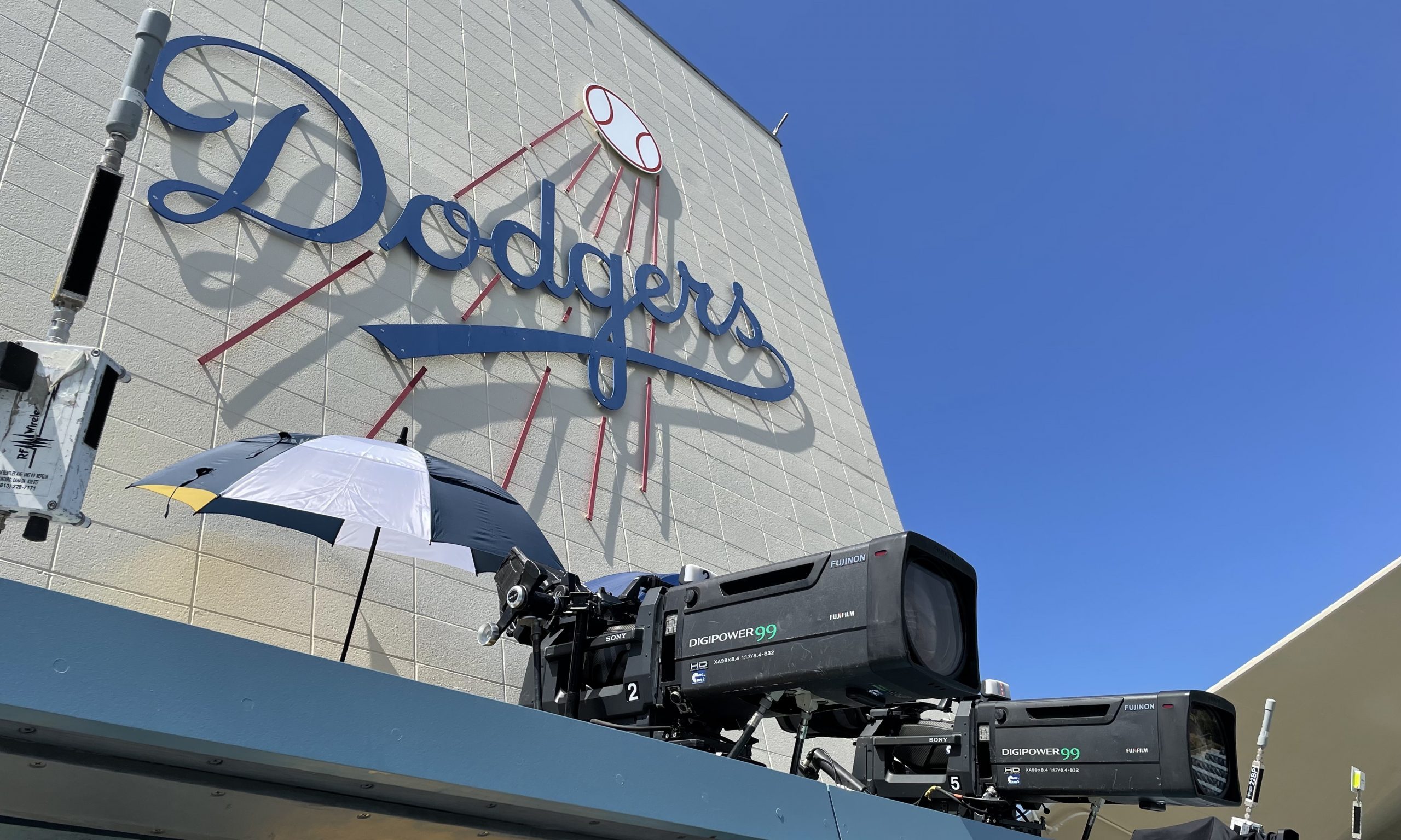 Live From MLB AllStar 2022 ESPN Pumps Up Onsite Home Run Derby