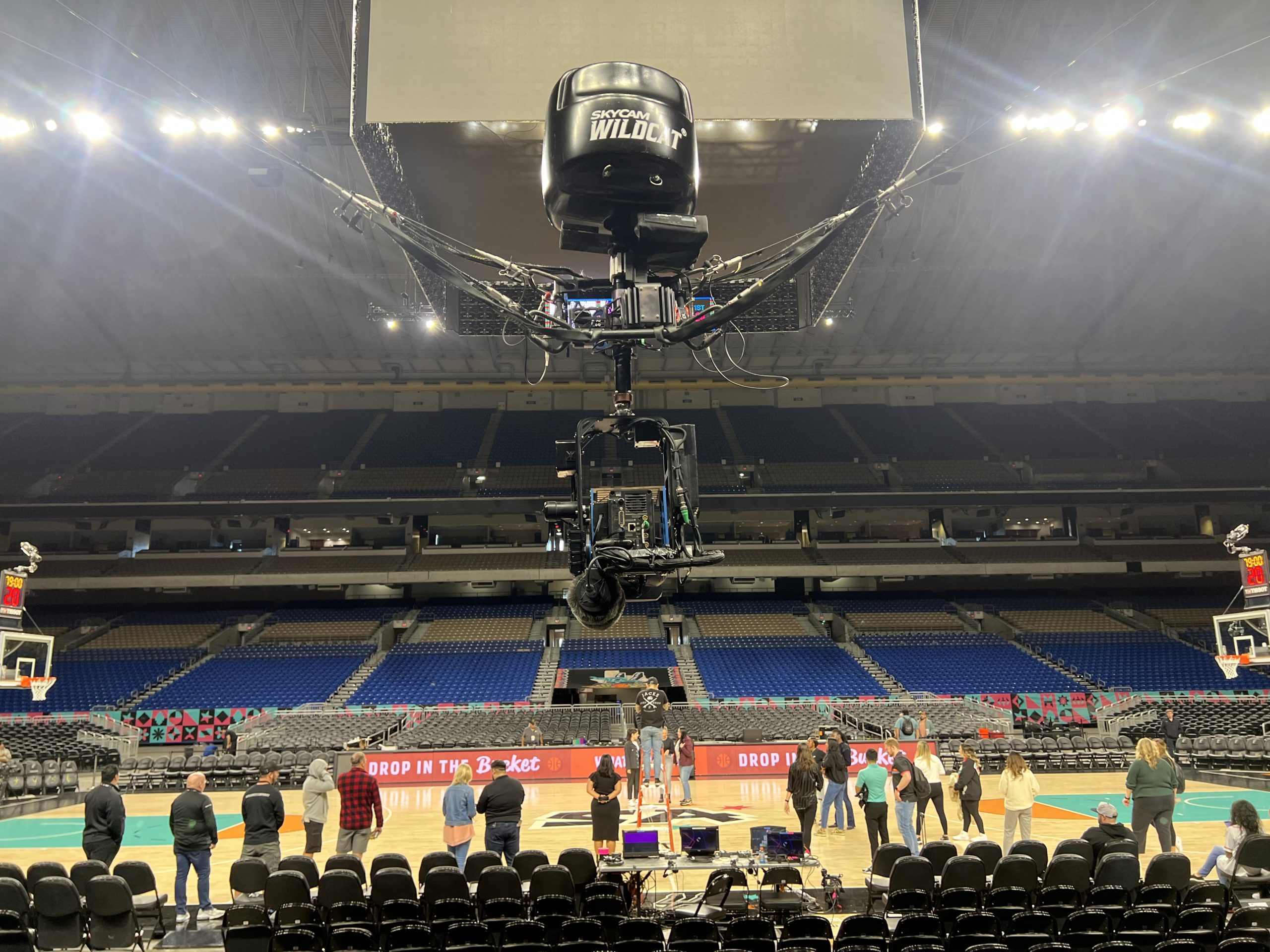 Why are Warriors, Spurs playing in Alamodome? San Antonio returns