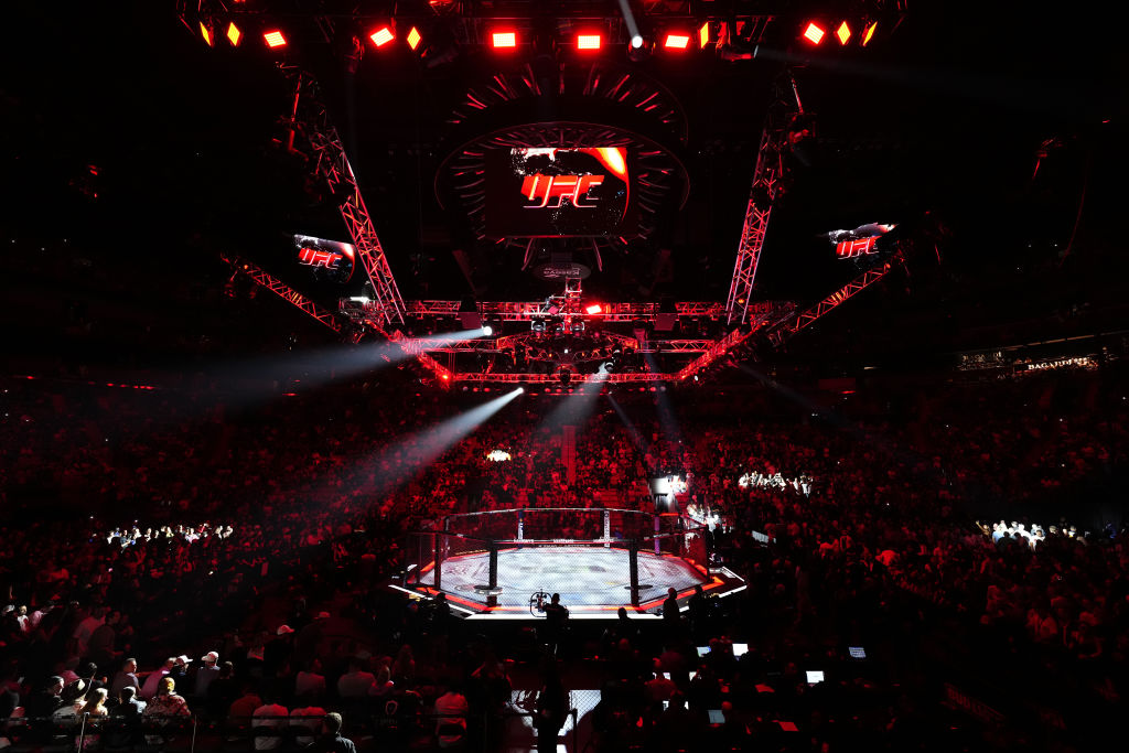 UFC 300 - Figure 1