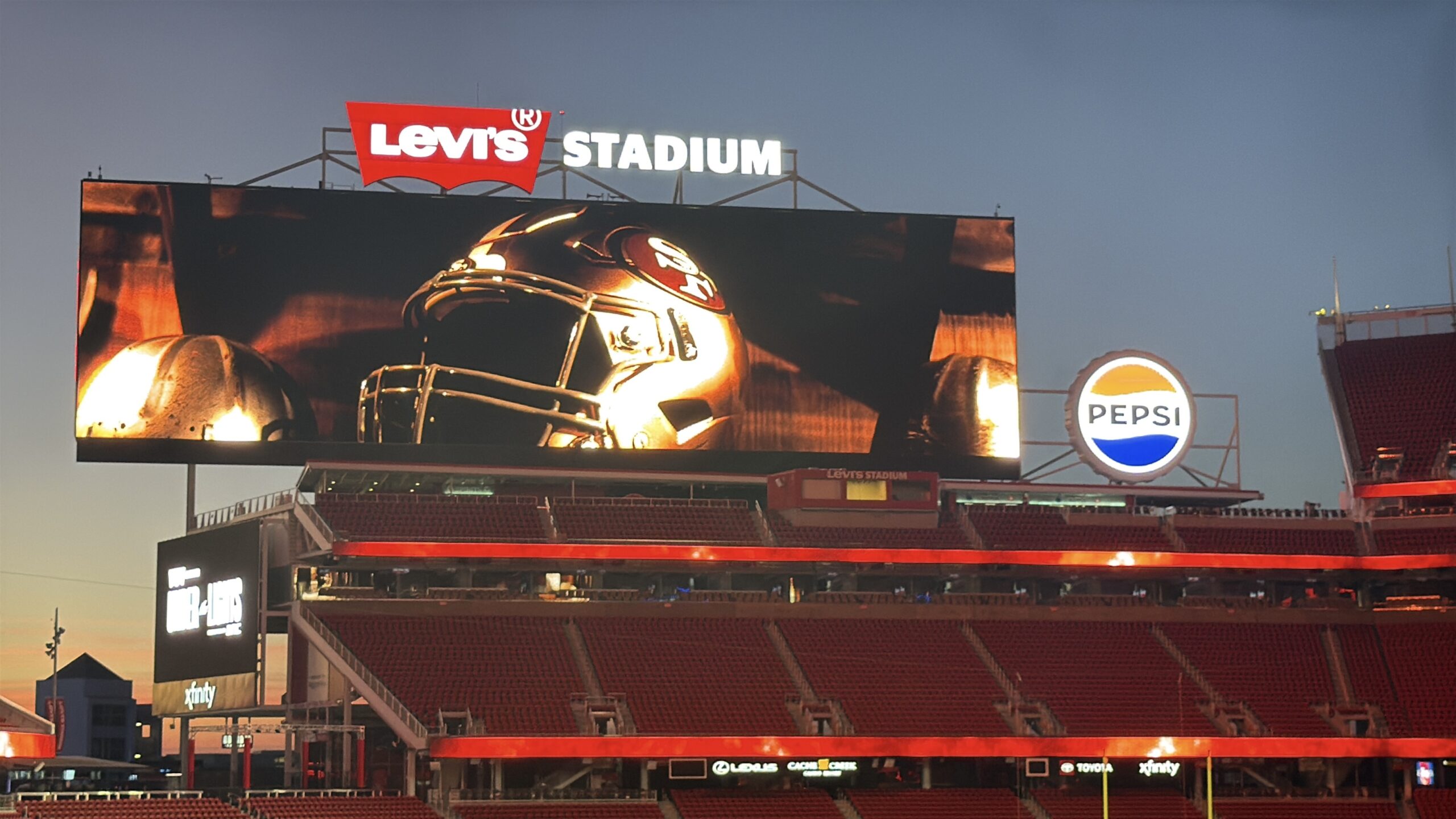 Levi's Ledy’s 看板 Levi's Denim Jeans LED (faux) Neon Illuminated Light-up Large